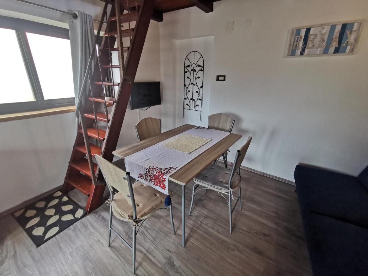 Apartment Divina